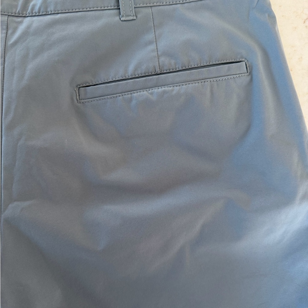 J. Crew Tech Light Blue Men's Shorts 7 inch Inseam 31" Casual Golf Classic Fit - Picture 4 of 7